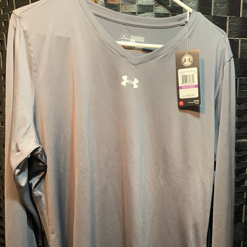 Under Armor Top